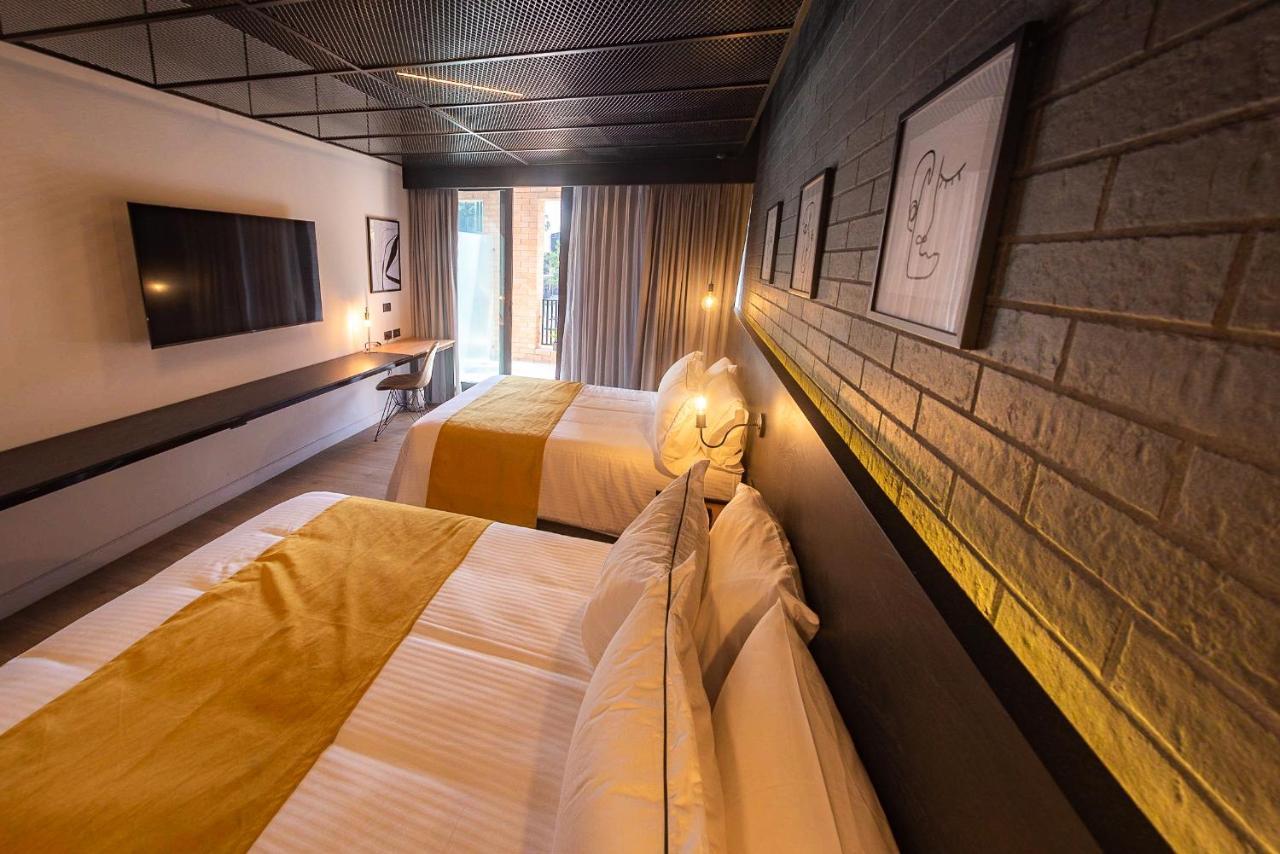 Fulton Business Luxury Hotel グアダラハラ エクステリア 写真