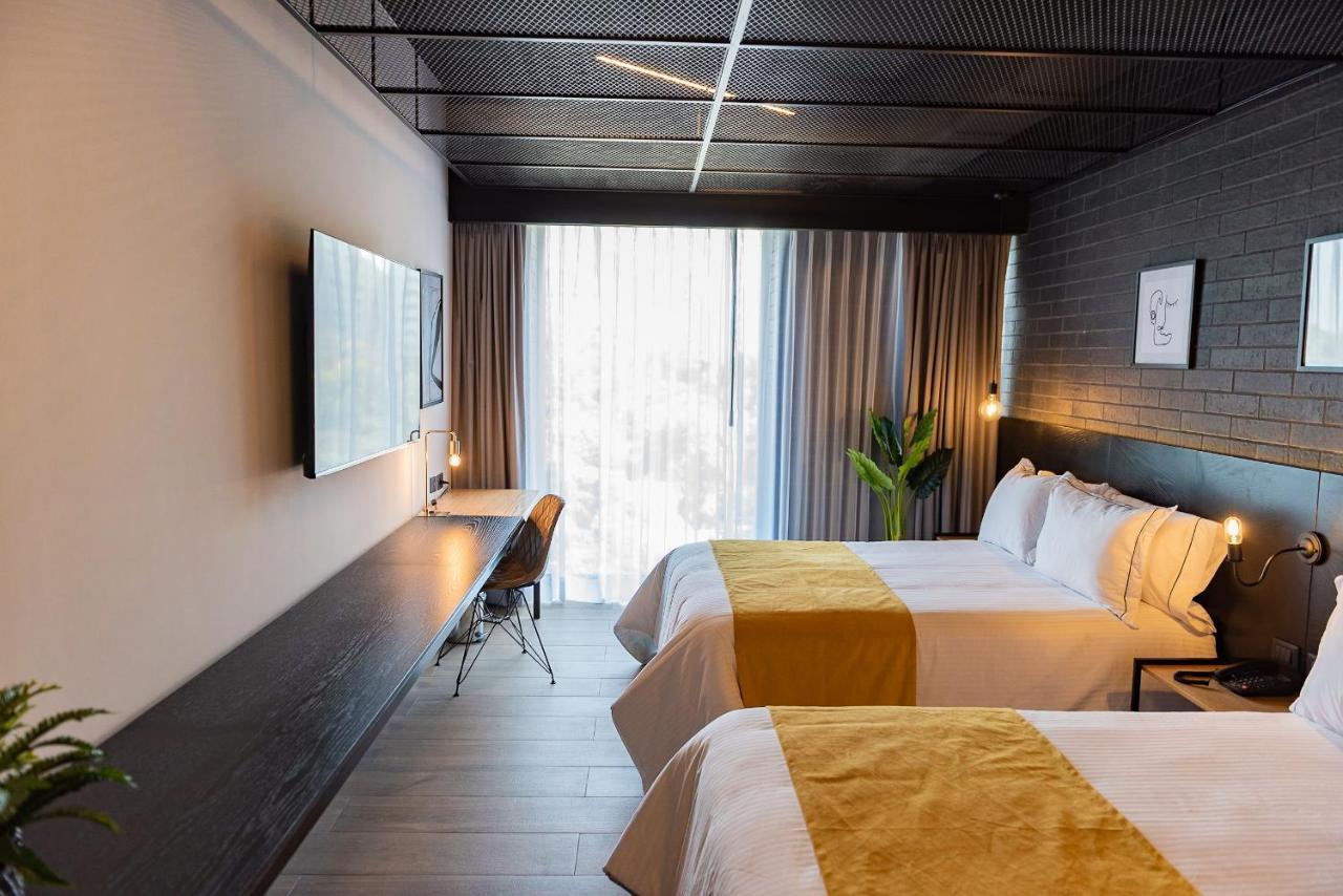 Fulton Business Luxury Hotel グアダラハラ エクステリア 写真