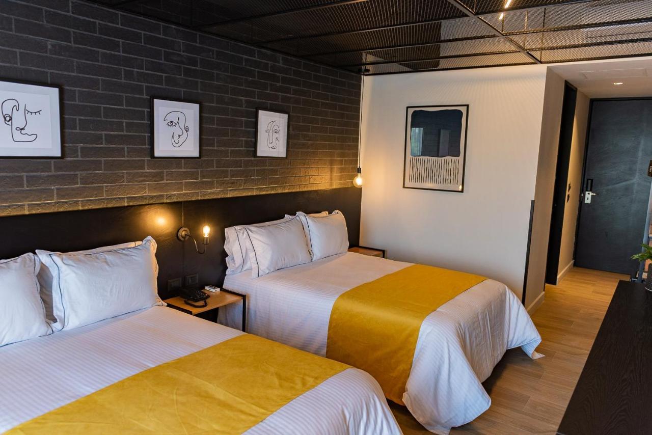 Fulton Business Luxury Hotel グアダラハラ エクステリア 写真