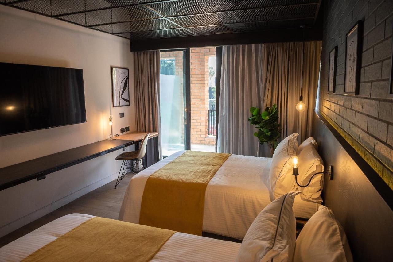 Fulton Business Luxury Hotel グアダラハラ エクステリア 写真