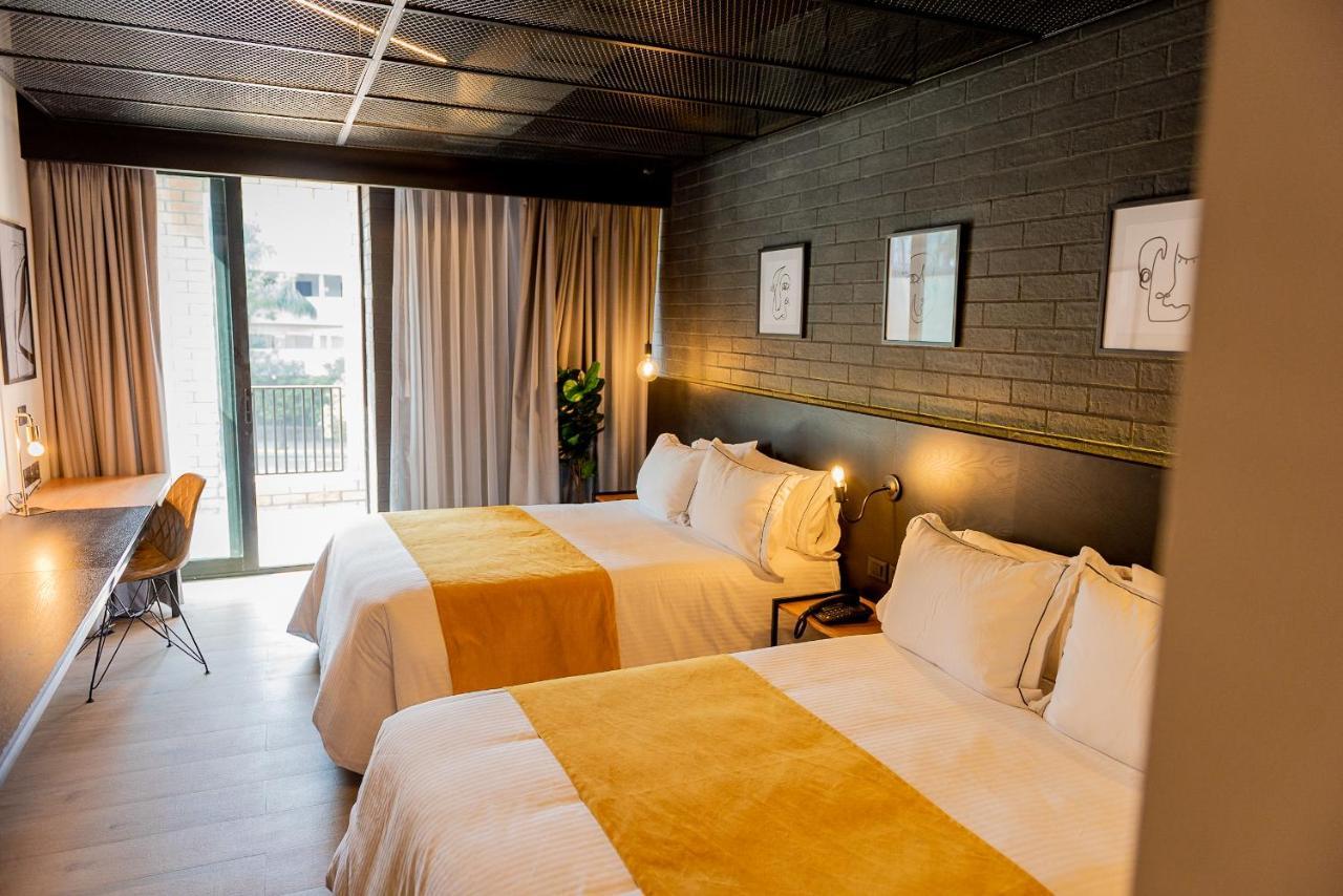 Fulton Business Luxury Hotel グアダラハラ エクステリア 写真