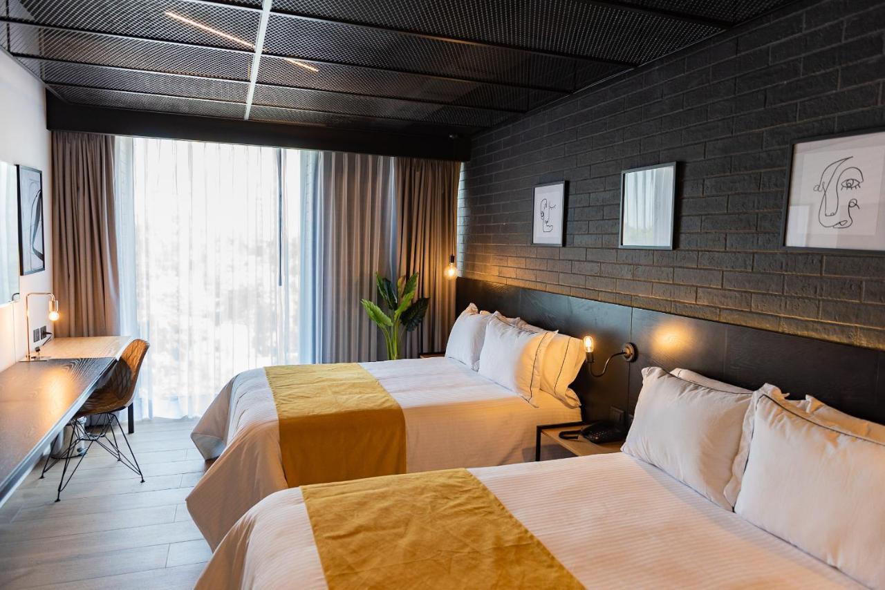Fulton Business Luxury Hotel グアダラハラ エクステリア 写真